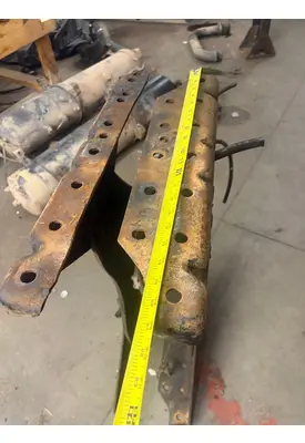 VOLVO TRUCK WIA Crossmember