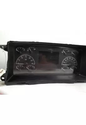 VOLVO-WHITE-GMC VNL 670 Instrument Cluster