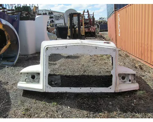 VOLVO/WHITE WCL Hood