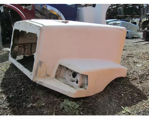 VOLVO/WHITE WCL Hood