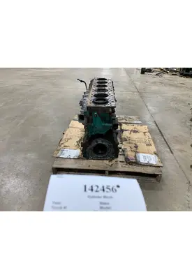 VOLVO 1002080 Cylinder Block