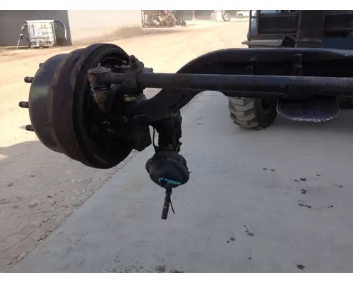 VOLVO 12500 Fr Axle Beam (2WD)