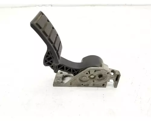 VOLVO 131993 Fuel Pedal Assembly