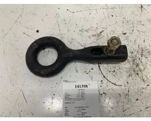 VOLVO 20484198 Tow Hooks