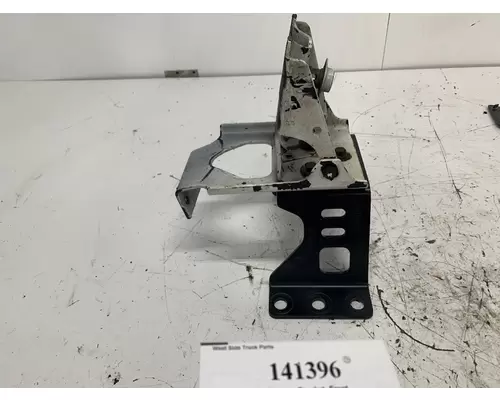 VOLVO 20927798 Bumper Bracket, Front