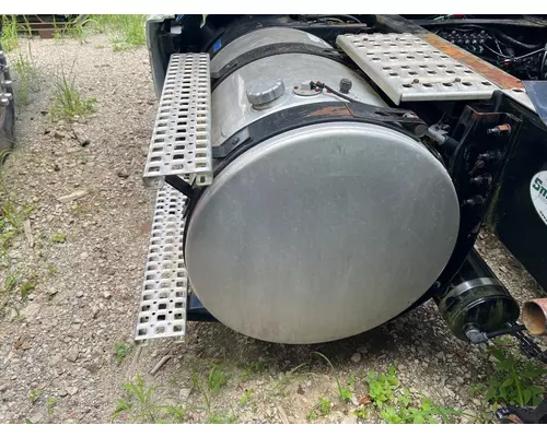 VOLVO 21237473 Fuel Tank