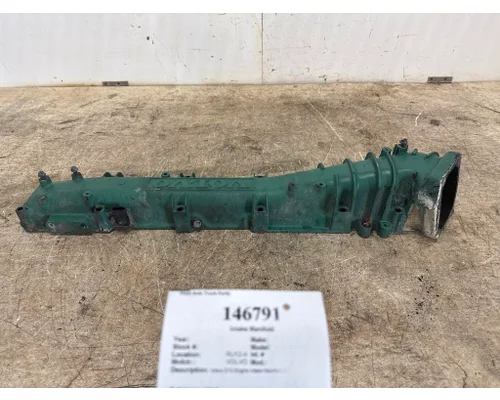 VOLVO 21833407 Intake Manifold