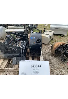 VOLVO 21839987 DEF Tank