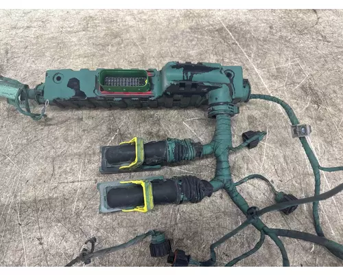 VOLVO 22272795 Engine Wiring Harness