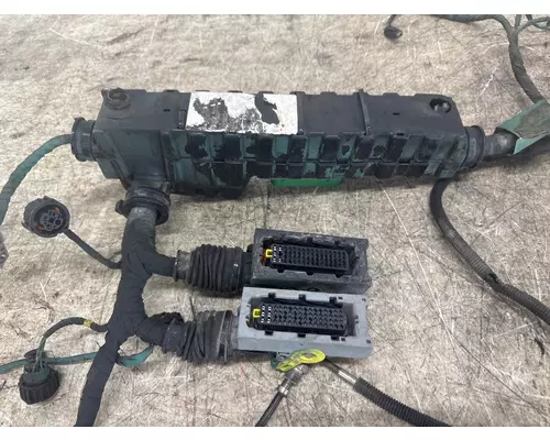 VOLVO 22272795 Engine Wiring Harness
