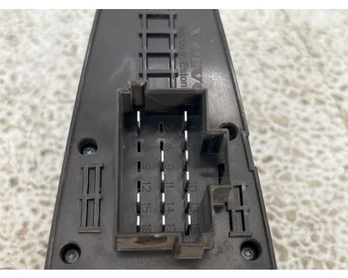VOLVO 22569490-P01 Door Electrical Switch