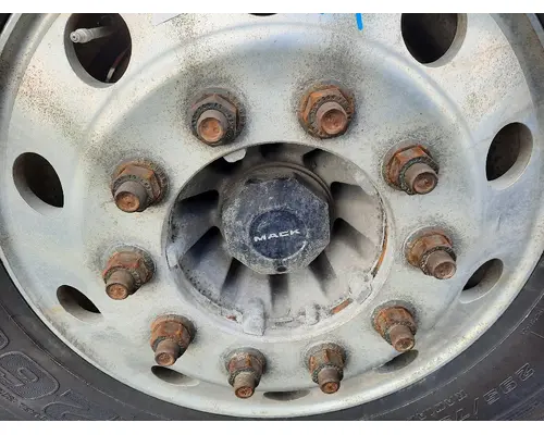 VOLVO 22592581 AXLE ASSEMBLY, FRONT (STEER)