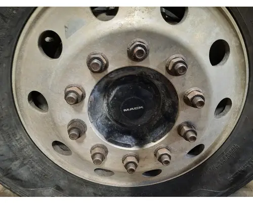 VOLVO 22592581 AXLE ASSEMBLY, FRONT (STEER)