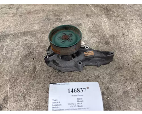 VOLVO 24070789 Water Pump
