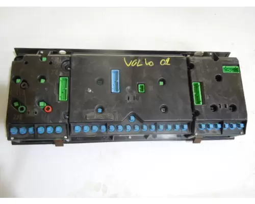 VOLVO 3198184-P01 Instrument Cluster
