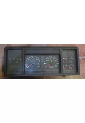 VOLVO 3198511-P01 Instrument Cluster