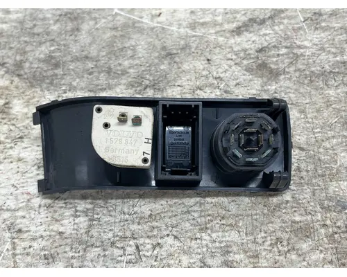 VOLVO 3980808 Dash Panel