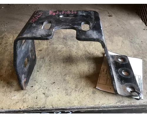 VOLVO 670 Bracket, Bumper