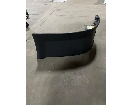 VOLVO 670 Bumper End Cap