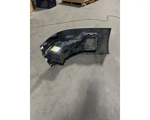 VOLVO 670 Bumper End Cap