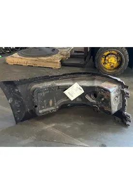 VOLVO 670 Bumper End Cap