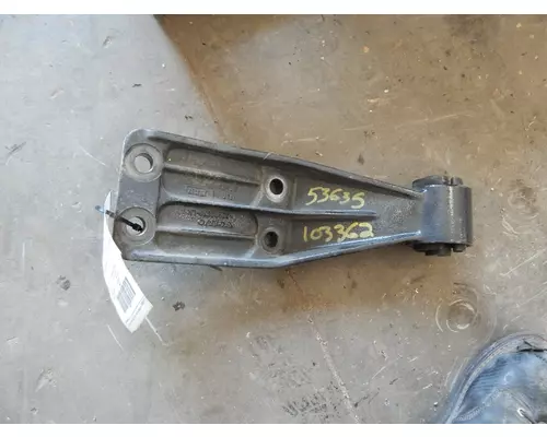 VOLVO 670 Cab Mount 