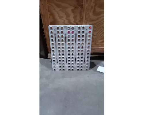 VOLVO 670 Catwalk