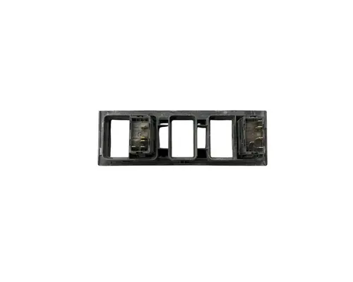 VOLVO 670 Dash  Console Switch