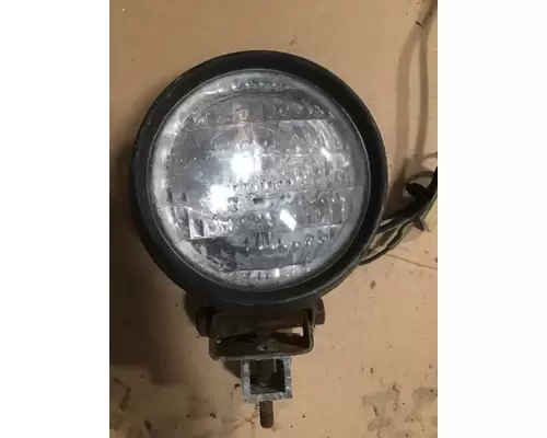 VOLVO 670 LIGHTING