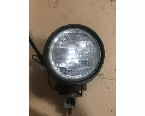 VOLVO 670 LIGHTING