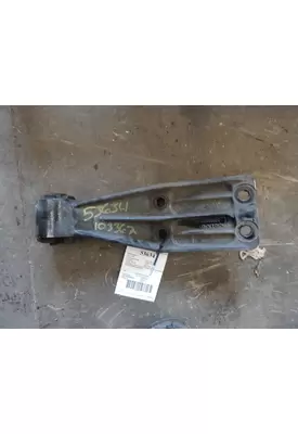 VOLVO 670 MOUNTS, CAB