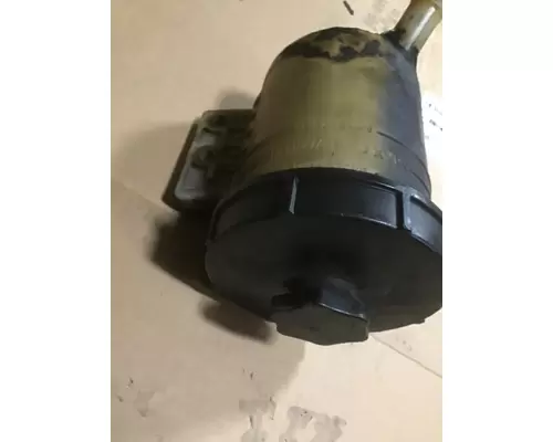 VOLVO 670 Power Steering Assembly