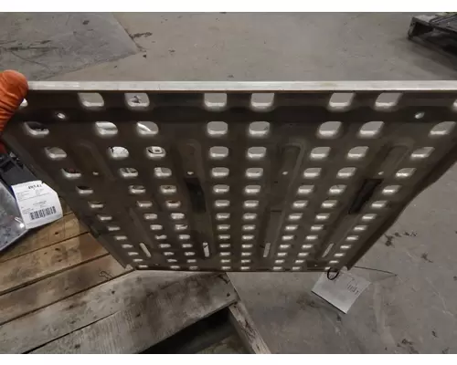 VOLVO 670 Step