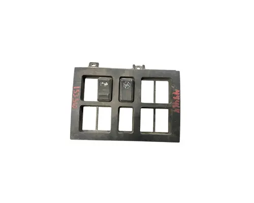 VOLVO 670 Switch Components