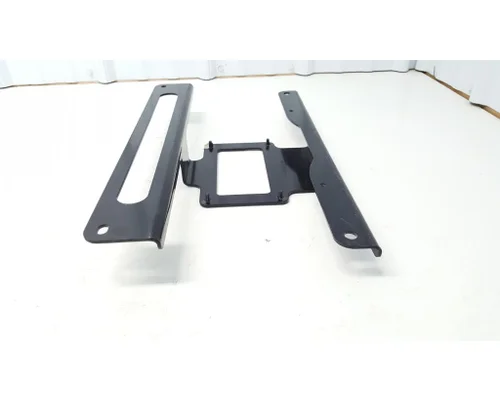 VOLVO 82717469 Brackets, Misc.