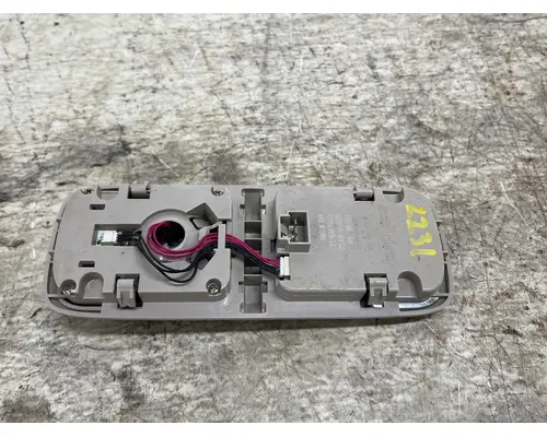 VOLVO 82737546 Lighting