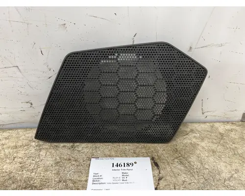 VOLVO 82756551 Interior Trim Panel