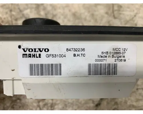 VOLVO 84732236 Temperature Control