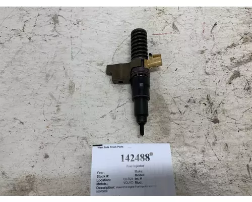 VOLVO 85003656 Fuel Injector