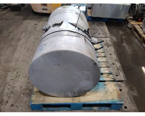 VOLVO 95-104 GALLON FUEL TANK