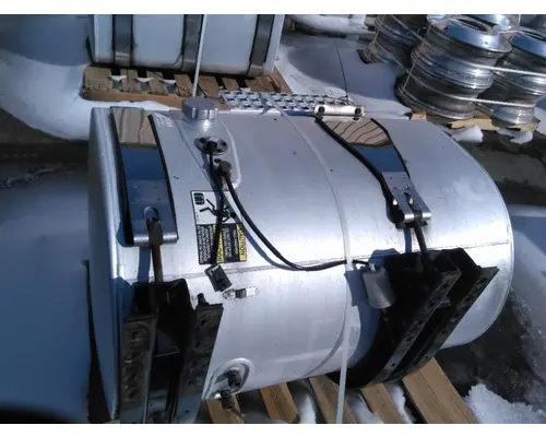 VOLVO 95-104 GALLON FUEL TANK