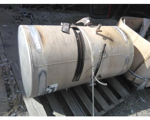 VOLVO 95-104 GALLON FUEL TANK