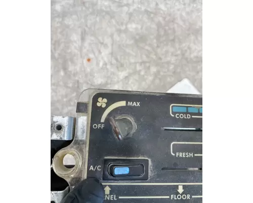 VOLVO ACL Heater or Air Conditioner Parts, Misc.