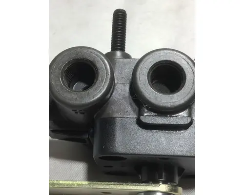 VOLVO ALL Cab Air Ride