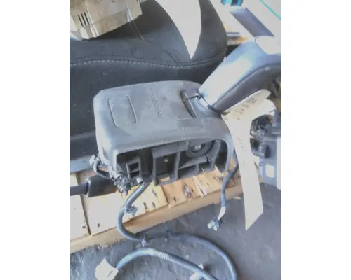 VOLVO AT2612D GEAR SHIFTER