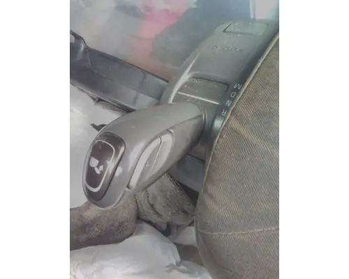 VOLVO AT2612D GEAR SHIFTER