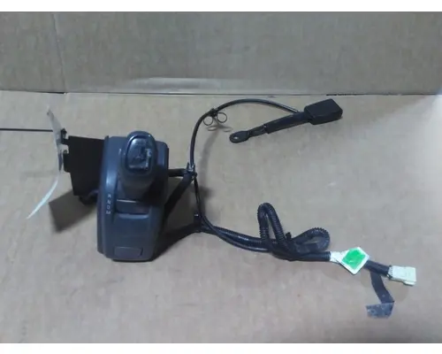 VOLVO AT2612D GEAR SHIFTER