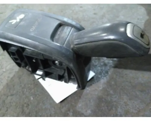 VOLVO AT2612D GEAR SHIFTER