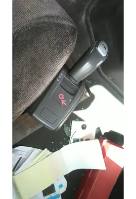 VOLVO AT2612D GEAR SHIFTER