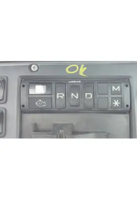 VOLVO AT2612D GEAR SHIFTER